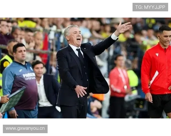 安切洛蒂与球员关系融洽，更衣室管理获赞