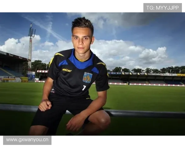 特罗萨德关键比赛屡现决定性表现的原因解析