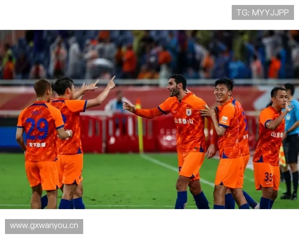 山东泰山赢球难掩场面失控隐患，防守稳定性面临考验